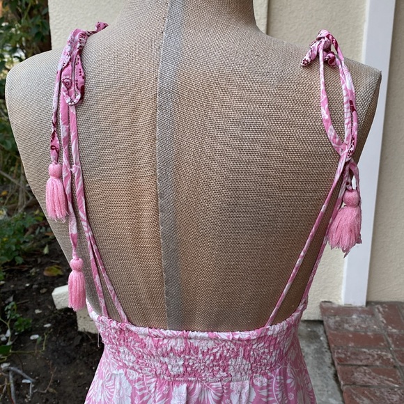 Aakaa beautiful pink floral flowy maxi sundress from high end boutique - Picture 8 of 15